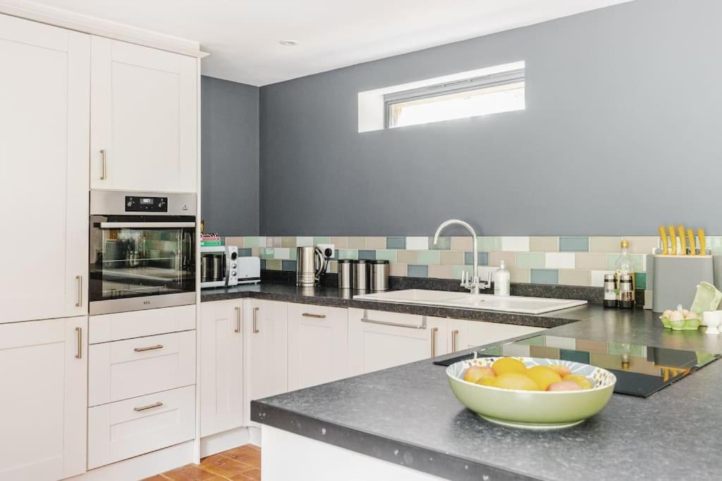 Holiday home Stylish Cotswolds Retreat Nestled Between Bath And Castle Combe